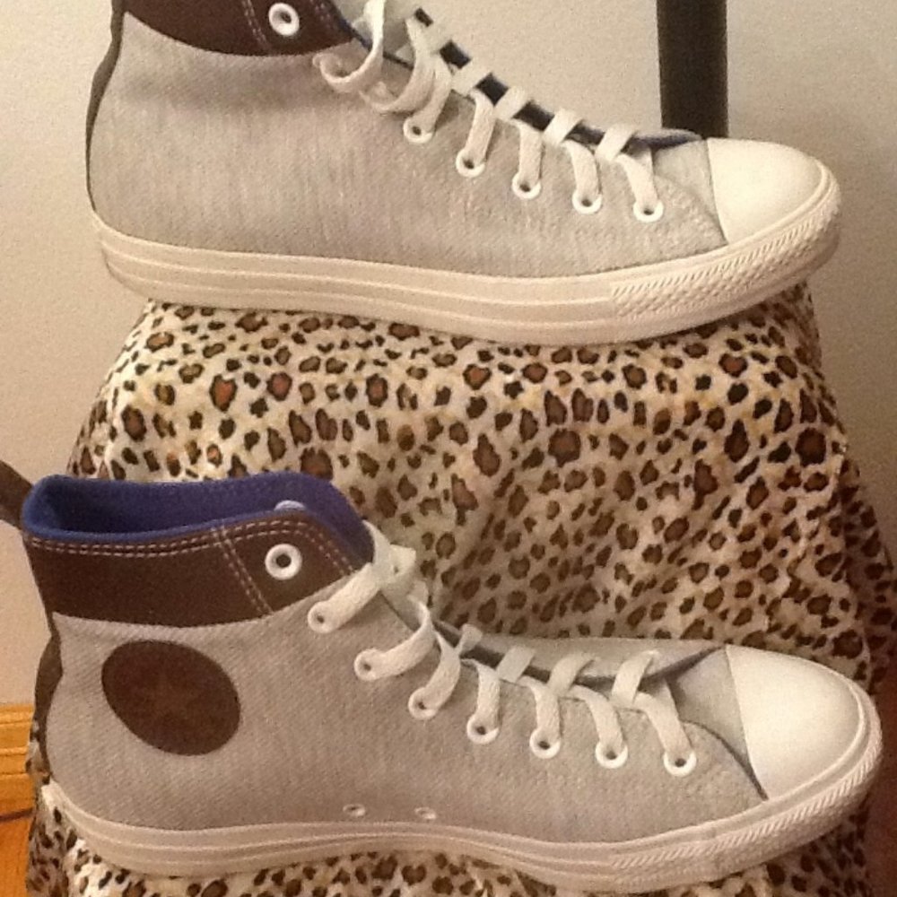 EUC CTAS Classic Chuck Taylor Converse Hi-SWEATSHIRT (9M/11W) Converse ☆ - Picture 10 of 10